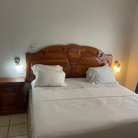 קולולי Summer Grove Villa מראה חיצוני תמונה