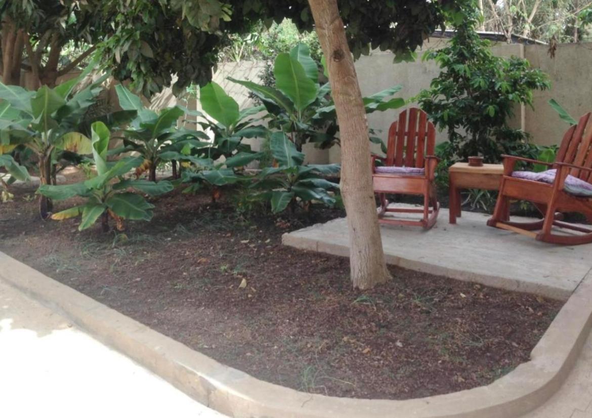 קולולי Summer Grove Villa מראה חיצוני תמונה