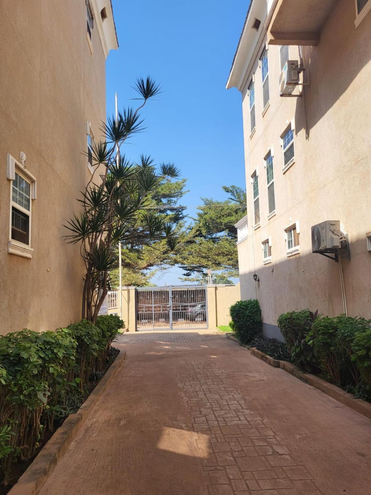 קולולי Summer Grove Villa מראה חיצוני תמונה