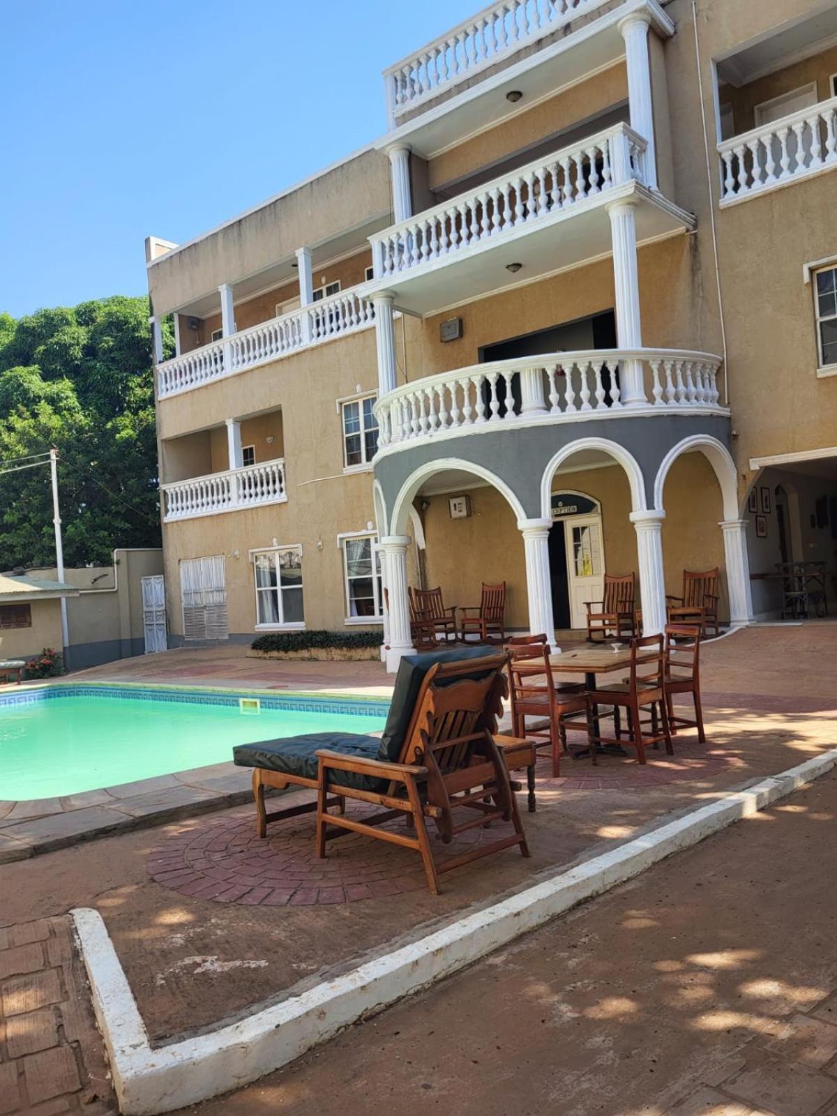 קולולי Summer Grove Villa מראה חיצוני תמונה